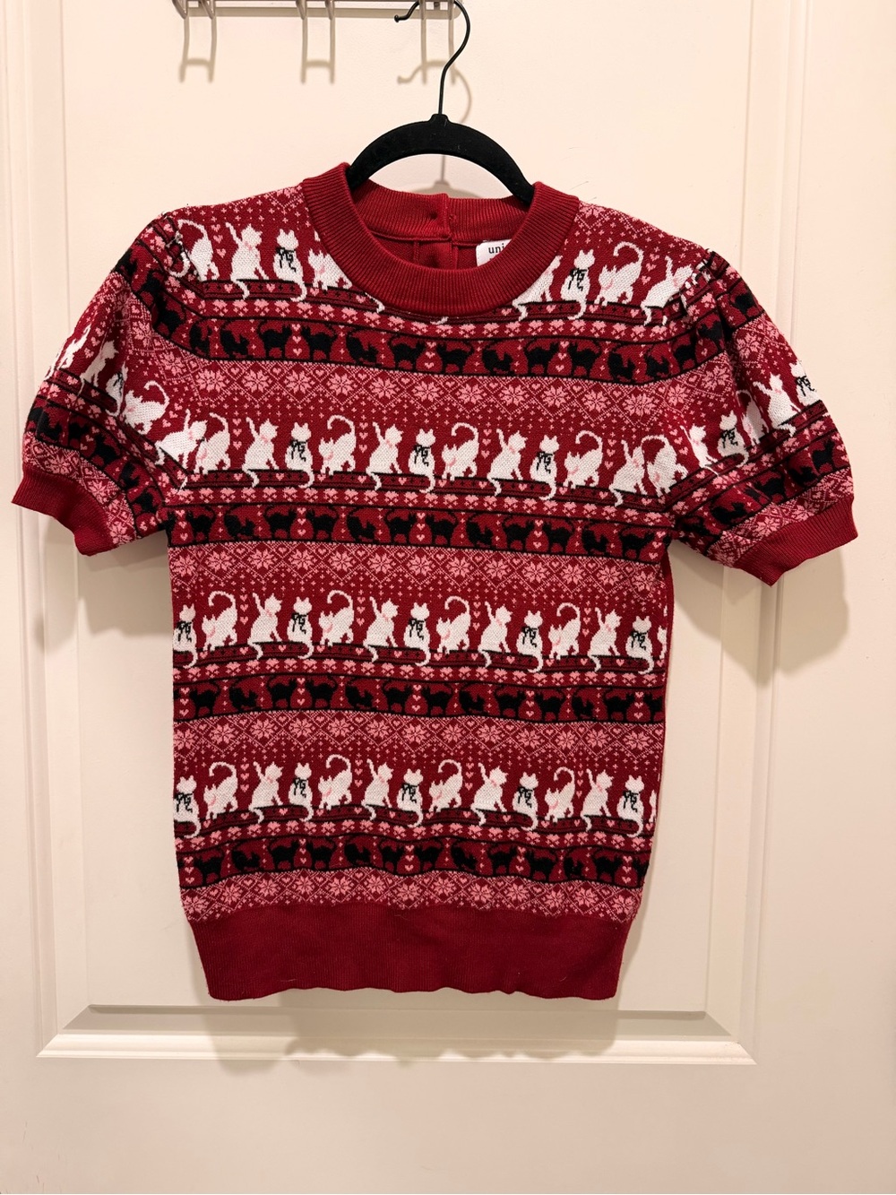 Unique Vintage Red Cat
Fair Isle Minou Short Sleeve
Knit Top Size M